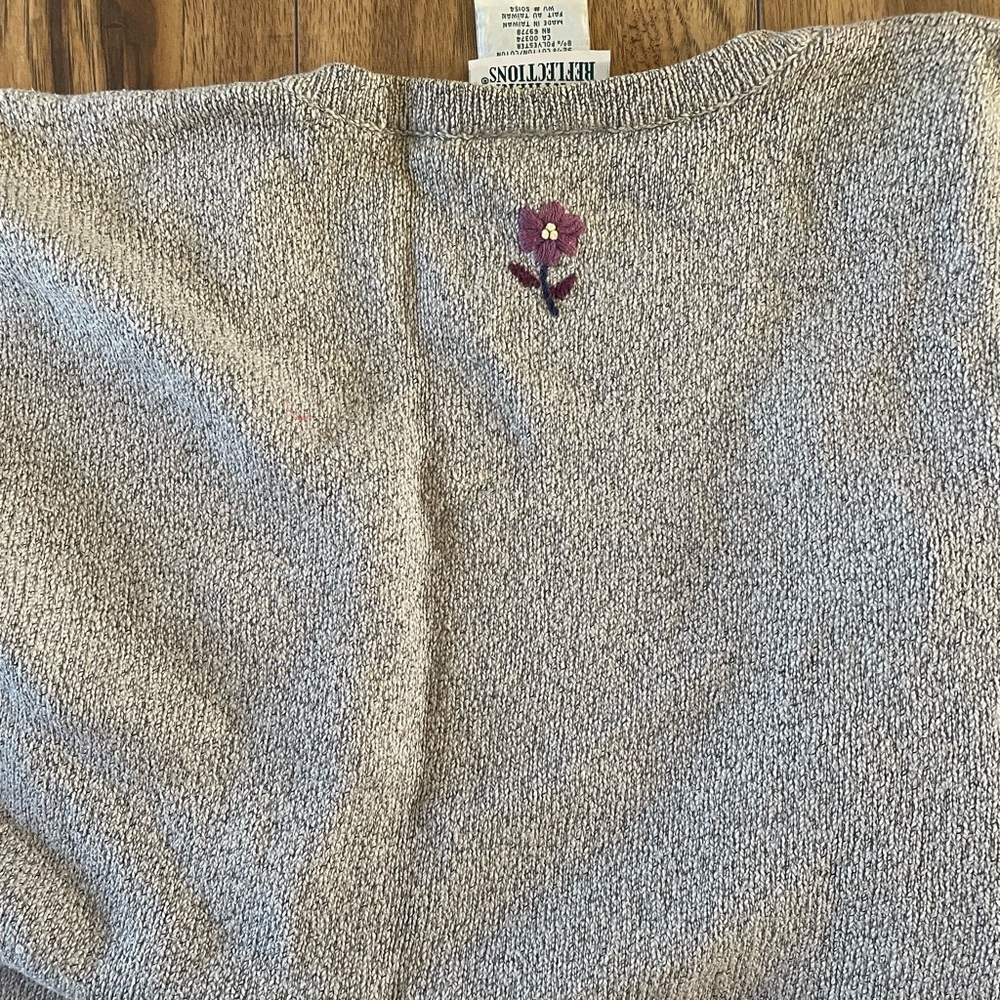 Northern Reflections Embroidered Gray Cardigan - Picture 6 of 6